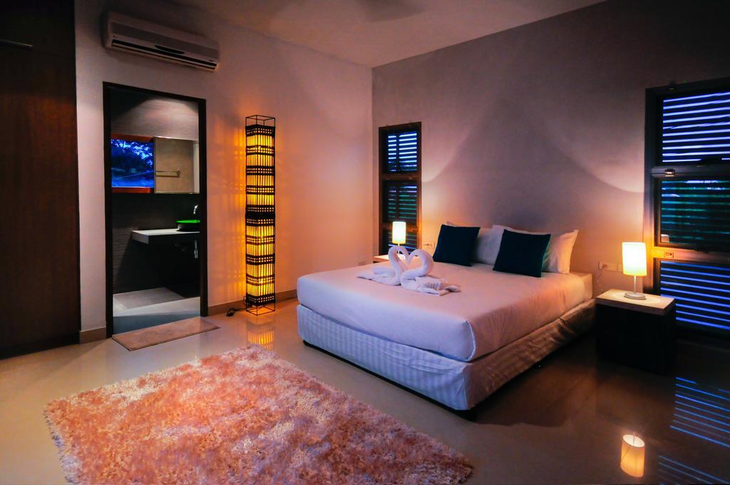 Nai Harn Beach Villa מראה חיצוני תמונה